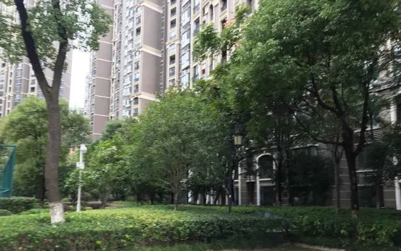 东方名苑小区图片6