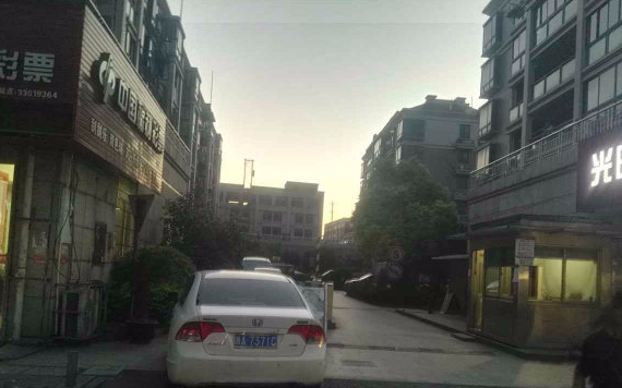 天河景园小区图片