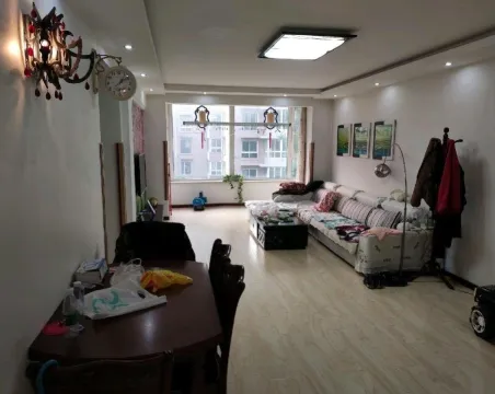 华夏花园3室2厅2卫朝西南精装