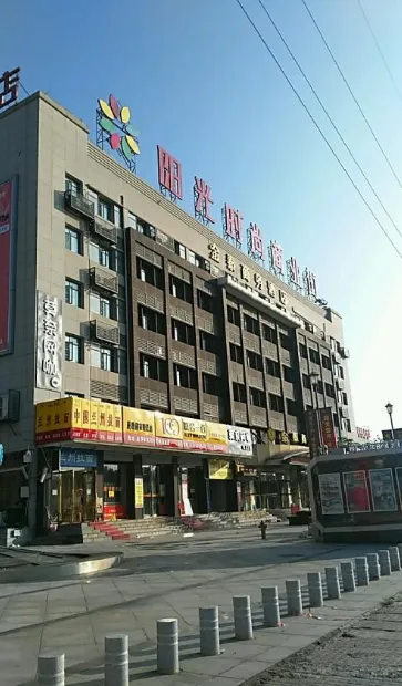 阳光时尚商业街-江夏区藏龙岛杨桥湖大道13号