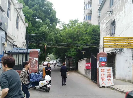 桃花山庄-京口区京口小米山路