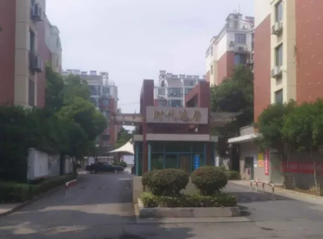 时代逸居-句容市城北句卓路西侧