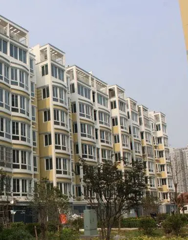 万山城市花园-新浦区城中通灌北路与建国东路交叉口处向东
