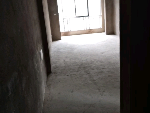 麒麟区东片区毛坯4室2厅2卫二手房出售1