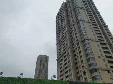 揽胜公园-洪山区珞狮南路南湖大道与狮子山北路交汇处