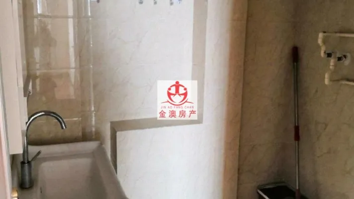 精装修，拎包入住，非诚勿扰。