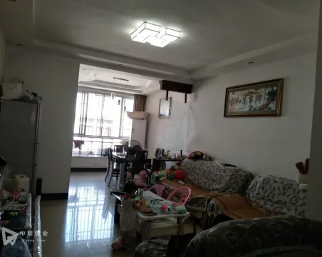 好佳苑3室2厅1卫精装