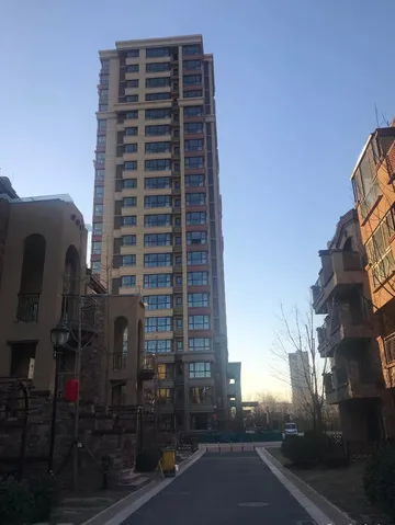 鸿坤原乡溪谷小区图片9