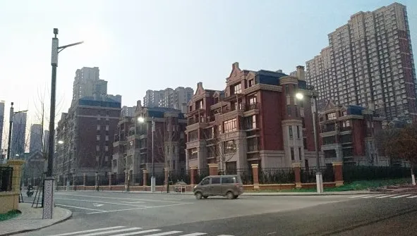 开元盛世和园-岱岳区天平湖路
