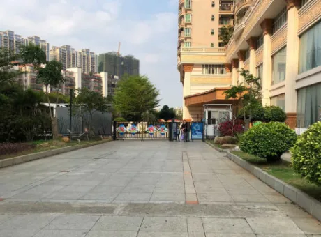 龙泉湾-开发区荣基海滨大道37号