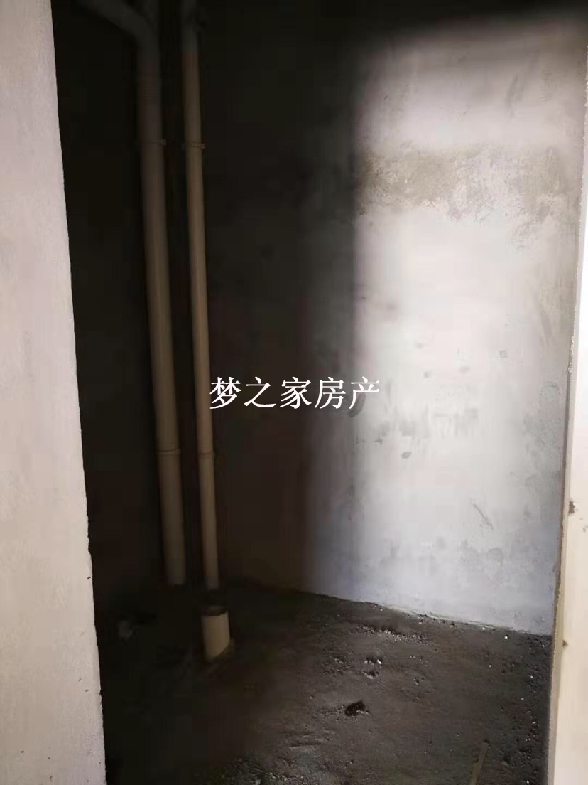 邓州市城南毛坯3室2厅1卫二手房出售4