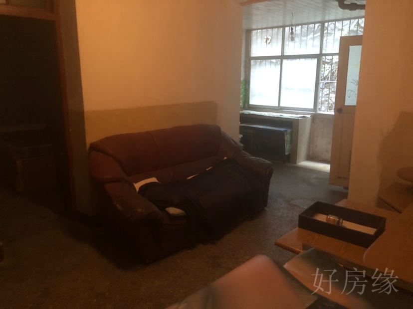 财富中心,个旧市五一路好房出售，户型方正，彩光通风好5