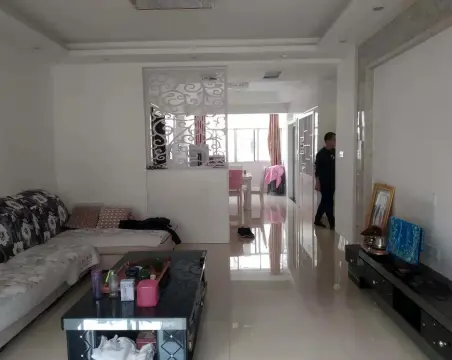 人才教育小区3室2厅2卫精装