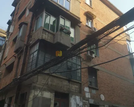 站南街储运公司宿舍3室2厅1卫朝南普通