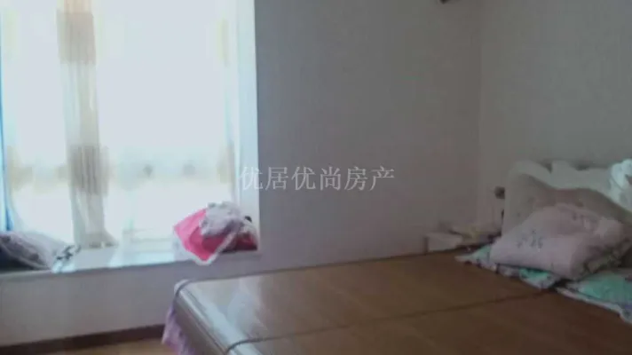 思源怡城套三，朝花园