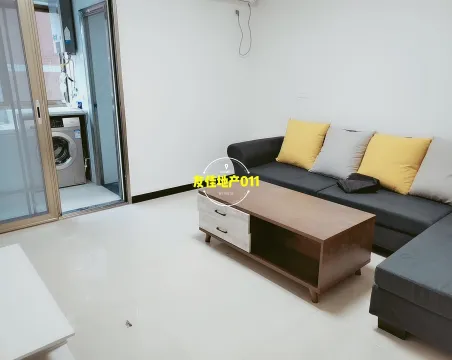 驮福苑2室1厅1卫朝东南精装