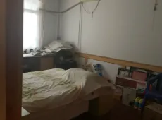 罗山县|妇幼保健院家属楼3室2厅1卫出售