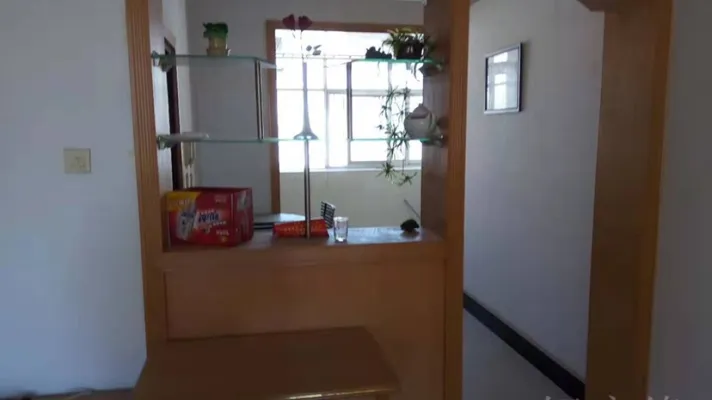 明珠小区租折房出售，户型方正，彩光通风，拎包入住