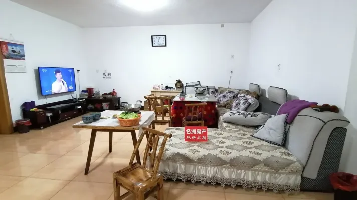 带平台，南北通透,4室2厅2卫1阳台全南,户型非常棒