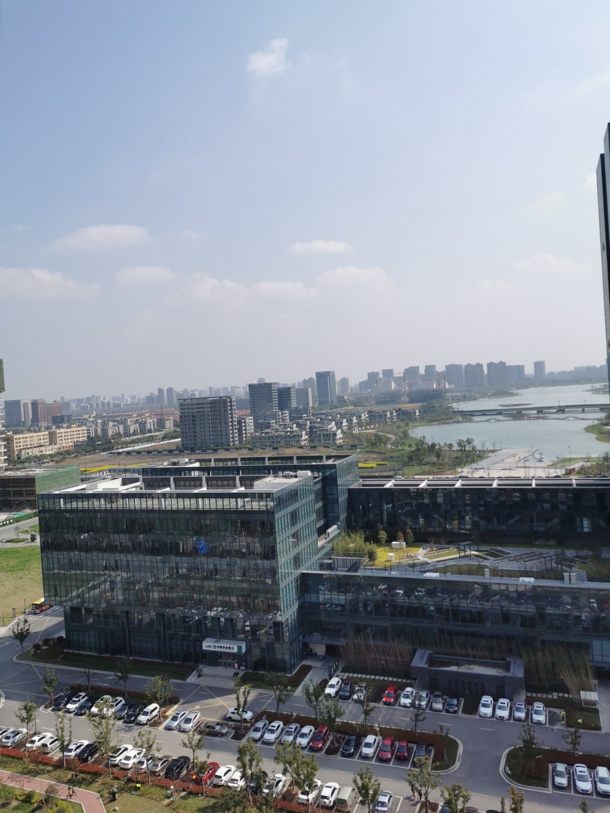 万科金色梦想,万科金色梦想，精装修，秀湖景观房，满2年4