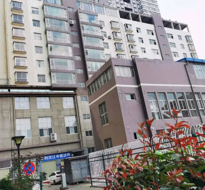 书苑彼岸小区图片3