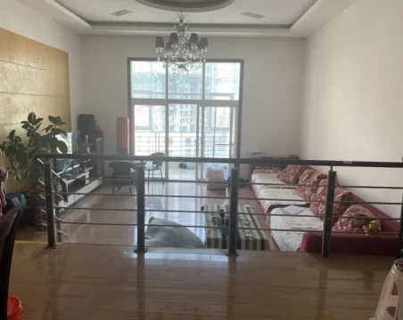 景新花园2室2厅2卫朝东北精装