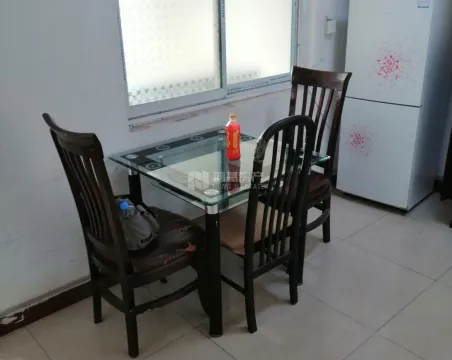 阳明路1室1厅1卫朝南北普通