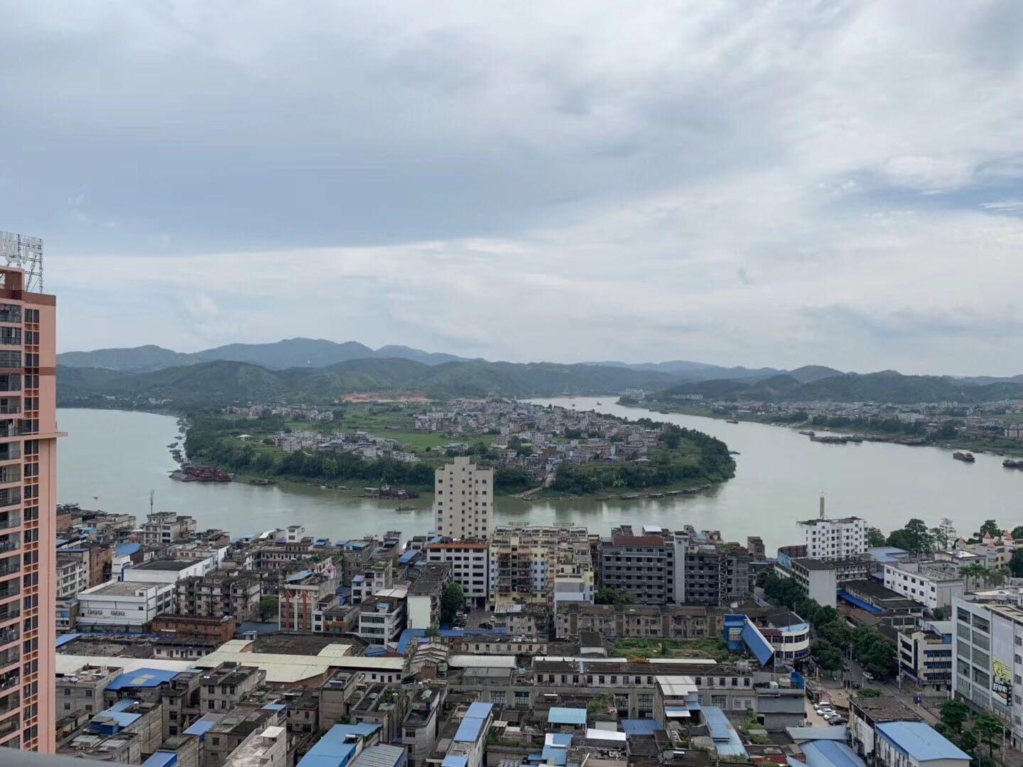 横县太阳广场小区图片