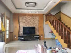 孝义市|楼东皇华苑北区4室2厅2卫出售
