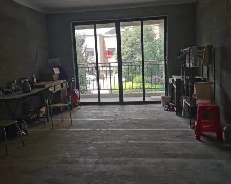 紫金名苑3室2厅2卫朝南毛坯