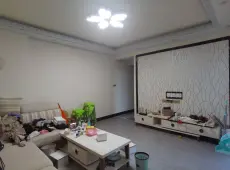 高州市|高州玫瑰园2室1厅1卫出售