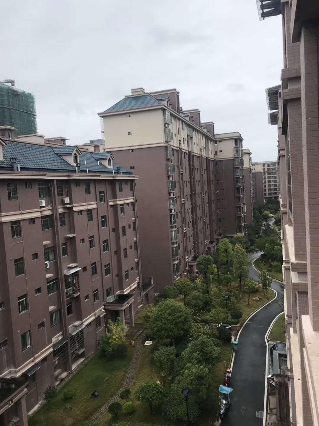 晃山新城小区图片