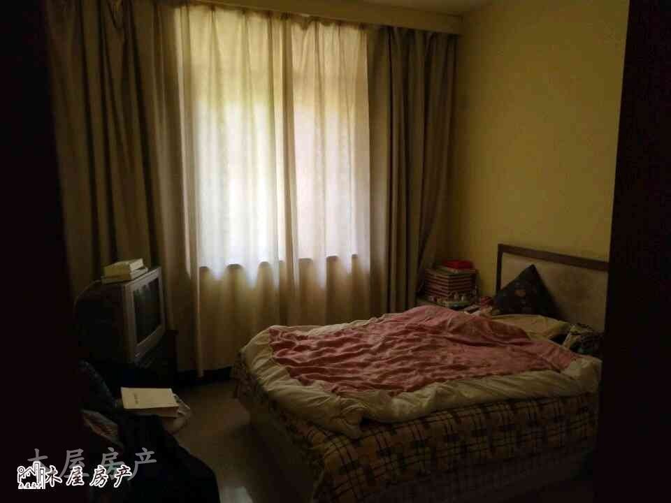绿盛小区,地铁出口绿盛小区3室2厅2卫1阳台精装急租3