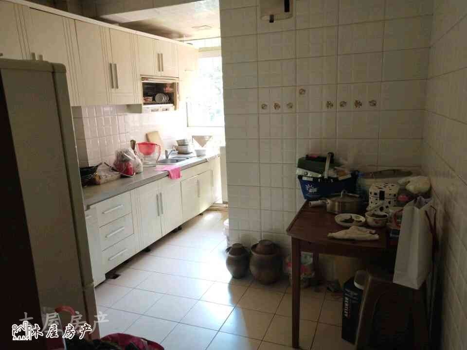 绿盛小区,地铁出口绿盛小区3室2厅2卫1阳台精装急租6