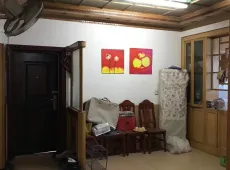 新晃县|中山广场4室2厅1卫出售