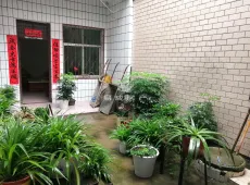 罗山县|计生委家属院附近一宅4室2厅1卫出售|买房租房佣金全返