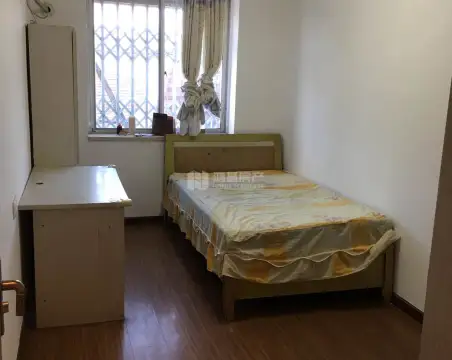 里洲小区2室2厅1卫朝东南普通