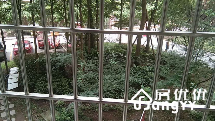 泰丰东方名城,大社区,生活交通方便,2室1厅1卫1阳台1300元/月3