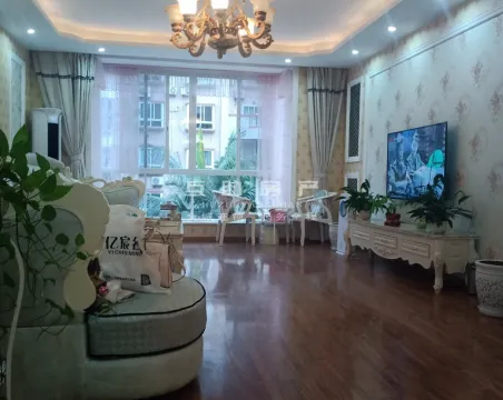 蓝鹰花园3室2厅2卫精装