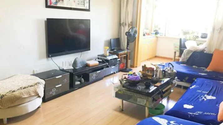 百商小区精装修三室两厅一卫