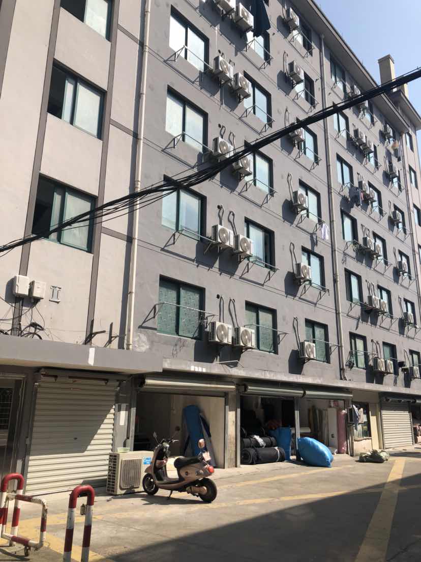 栖梧桥商 住小区182平米，精装，带车库，售价186万-栖梧桥商住小区二手房价