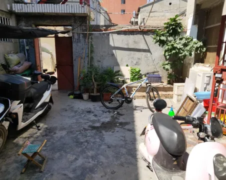 小康村4室1厅1卫朝南北普通