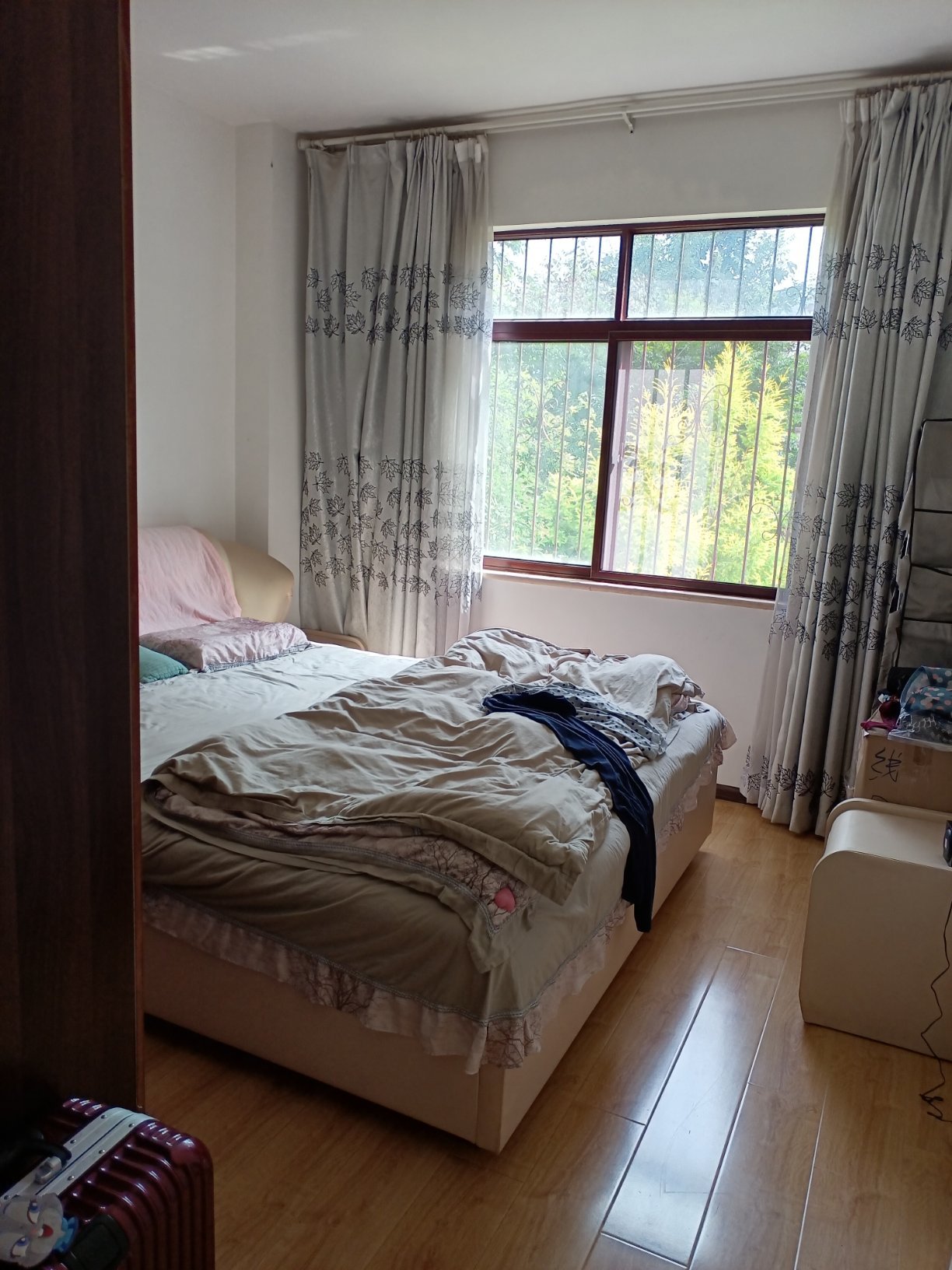 星宿家园一期,房装修挺好，看房方便4