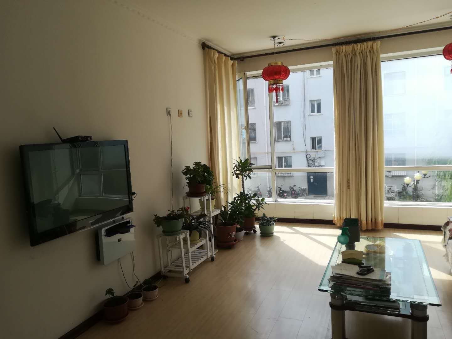 园丁二楼租到明年八月份一个月一千-园丁小区二手房价