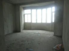 麒麟区|金穗花园四期4室2厅2卫出售|买房租房佣金全返