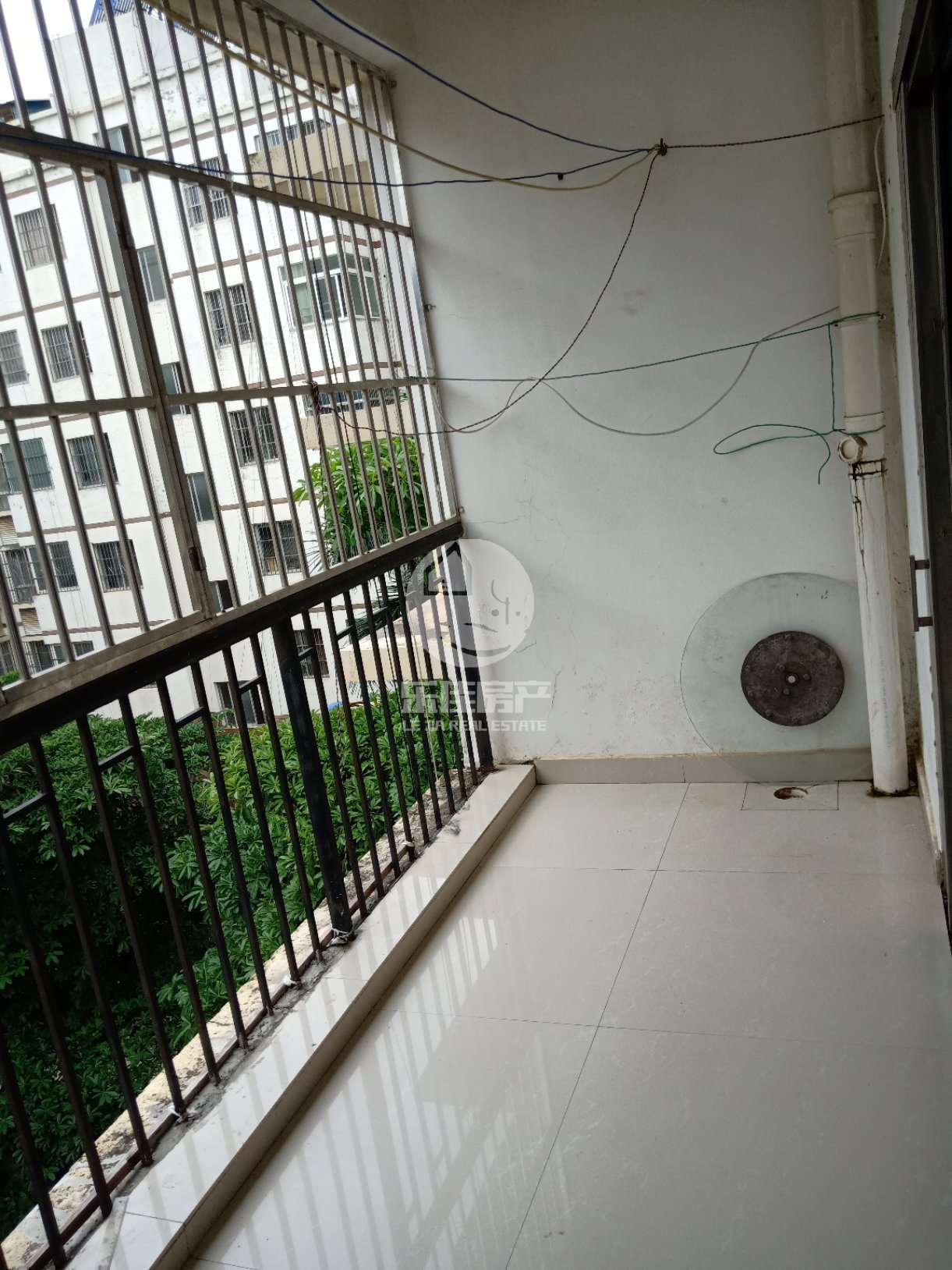 华银花园,华银小区2+1房2厅2卫 ，近龙潭湿地公园，近学校，拎包入住5