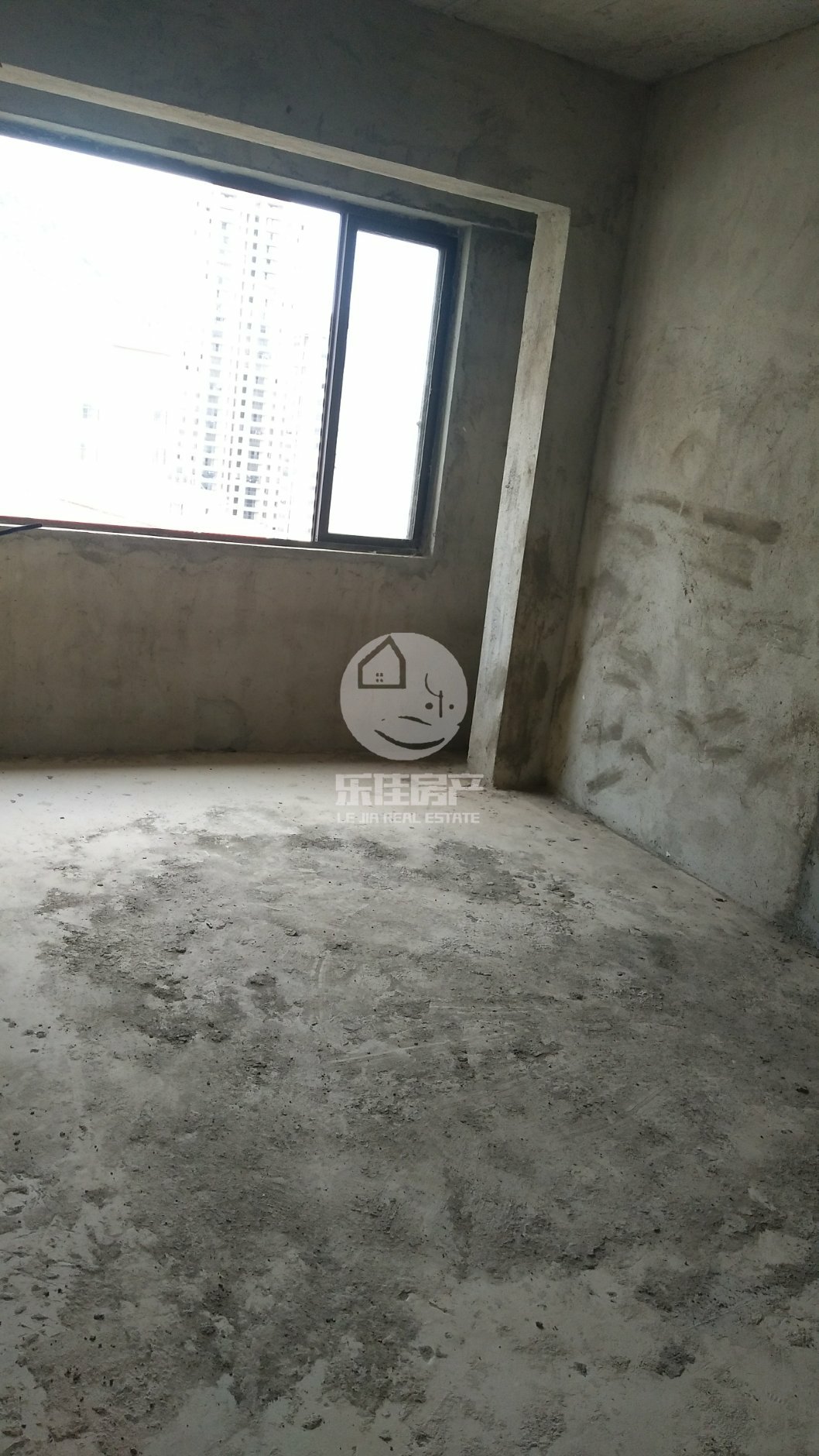 普罗旺斯,普罗旺斯电梯房  现房  大四房  直接装修入住  环境好10
