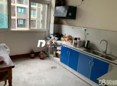 巴州区|龙腾苑一期3室2厅2卫出售