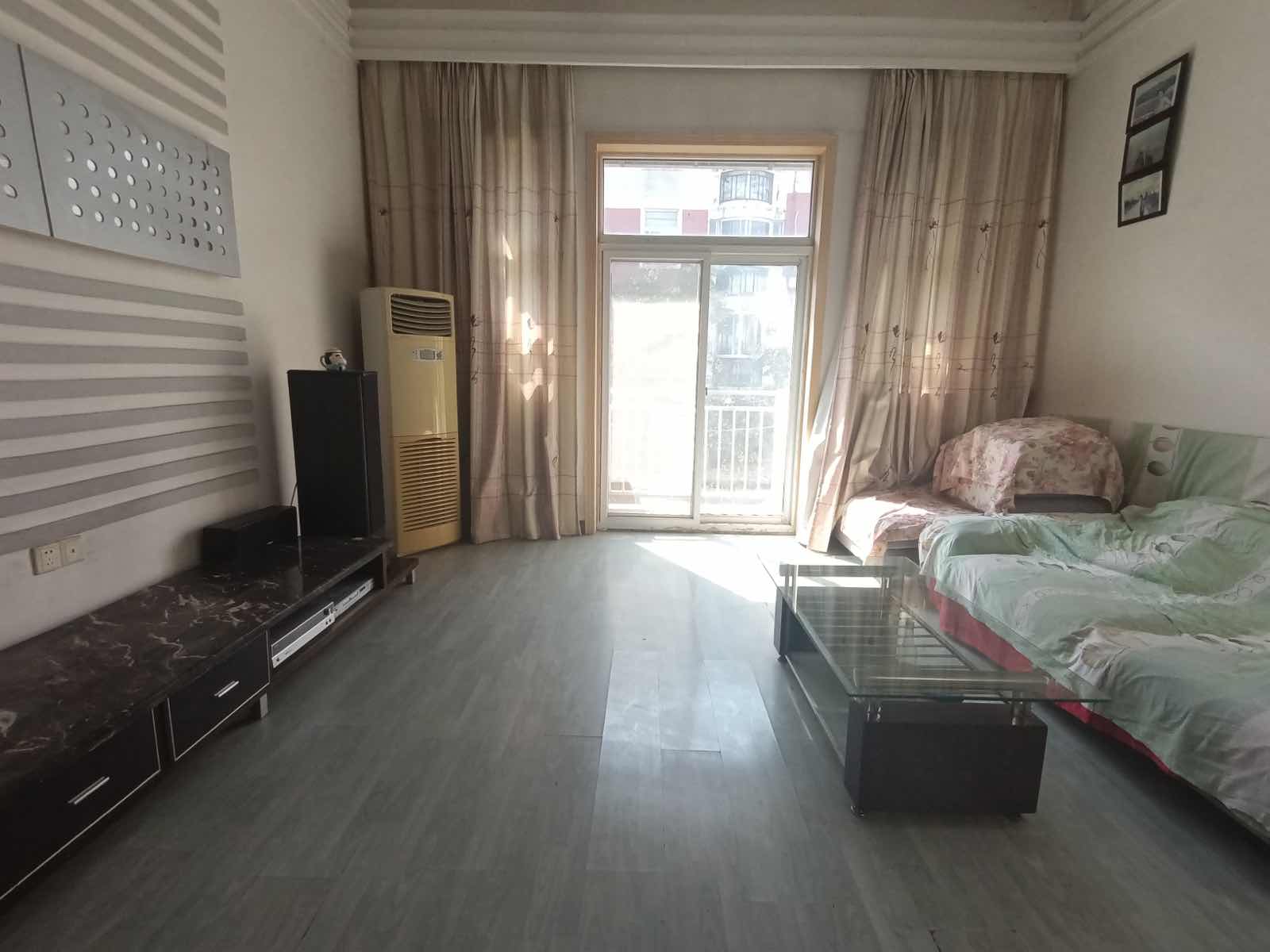 香榭丽舍香榭苑,经开区中心地段 双地铁口稀有复式四房户型 带暖气 满五5