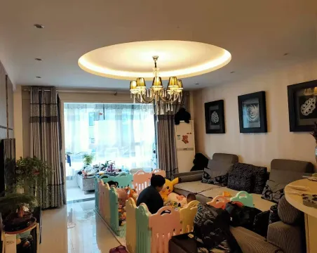 城市明珠3室2厅1卫朝南北精装